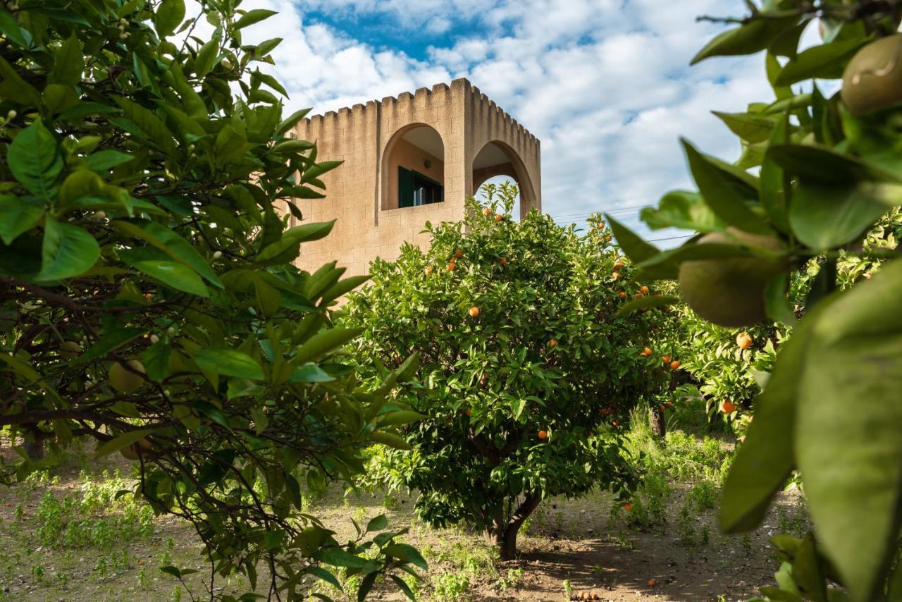 The Tower With The Orange Tree Garden Villa Ialysos  Dış mekan fotoğraf