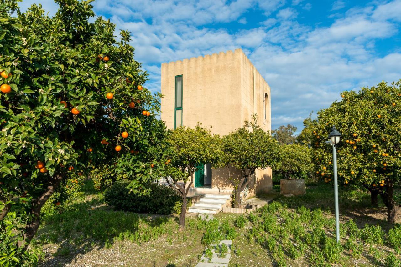 The Tower With The Orange Tree Garden Villa Ialysos  Dış mekan fotoğraf